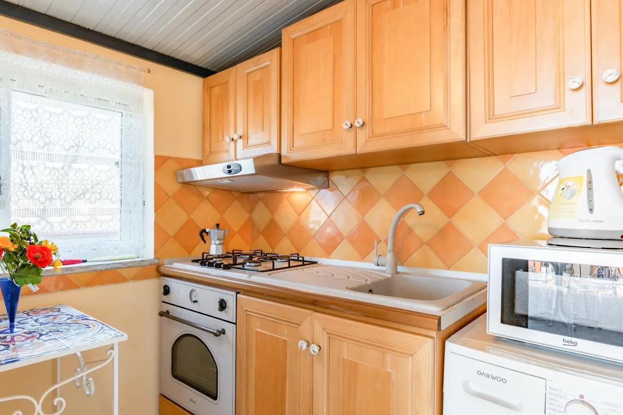 Giardini Naxos Apartment With Terrace Near The Sea