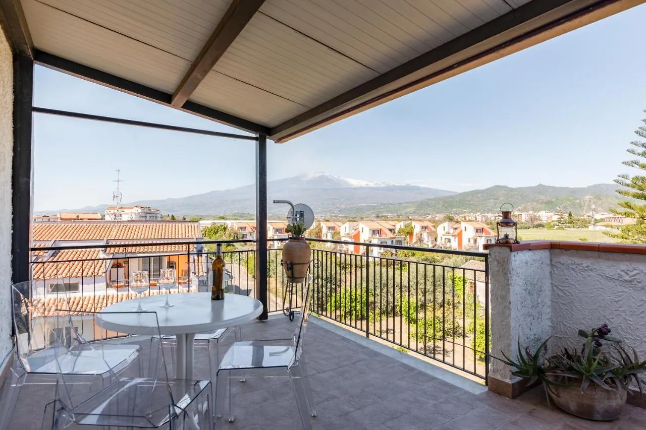 Giardini Naxos Apartment With Terrace Near The Sea